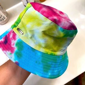 Steve Madden Tie Dye Bucket Hat